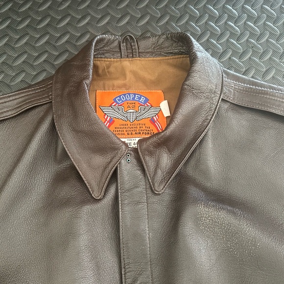 VTG Cooper Type A-2 Flight Pilot Jacket Large 44R US Air Force 100% Goatskin EUC - Picture 4 of 15